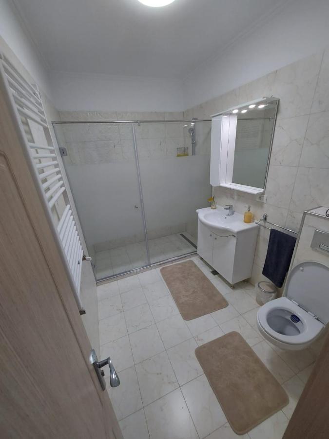Faleza Nord Apartament De Lux Nou Pe Malul Marii Constanţa Exteriér fotografie