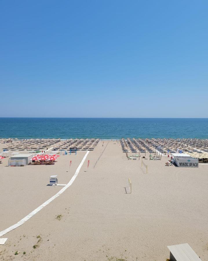 Faleza Nord Apartament De Lux Nou Pe Malul Marii Constanţa Exteriér fotografie