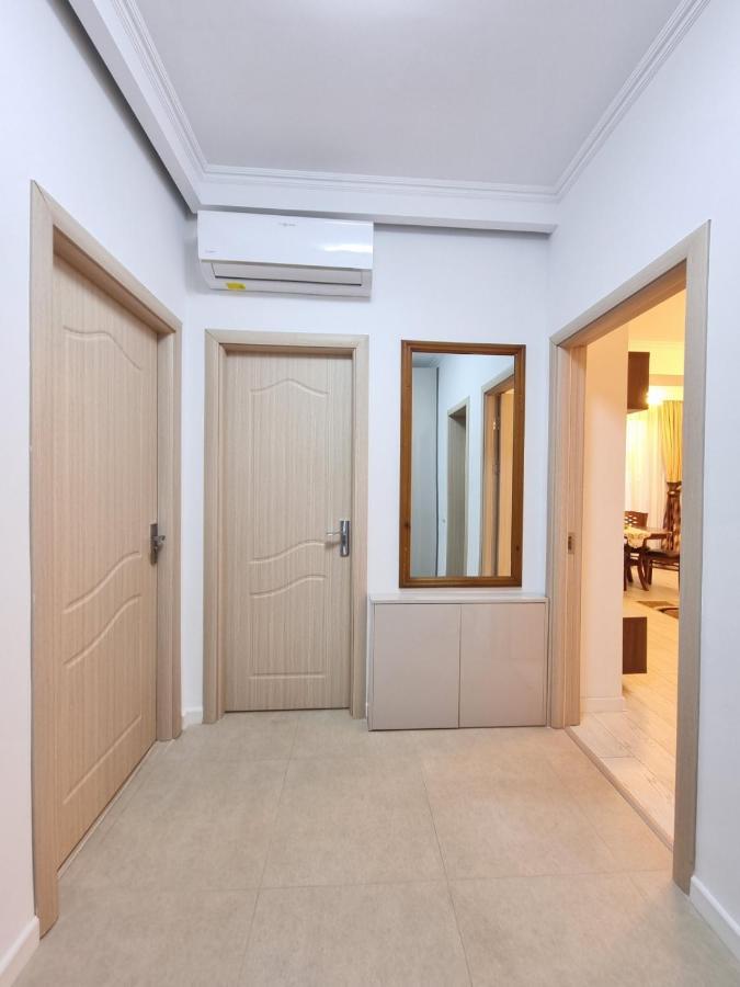 Faleza Nord Apartament De Lux Nou Pe Malul Marii Constanţa Exteriér fotografie